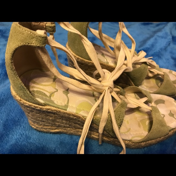 Coach wedges - Picture 2 of 3